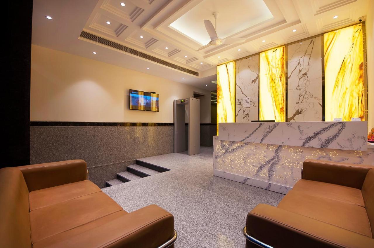Hotel Z Suite-Near Delhi Airport Yeni Delhi Dış mekan fotoğraf