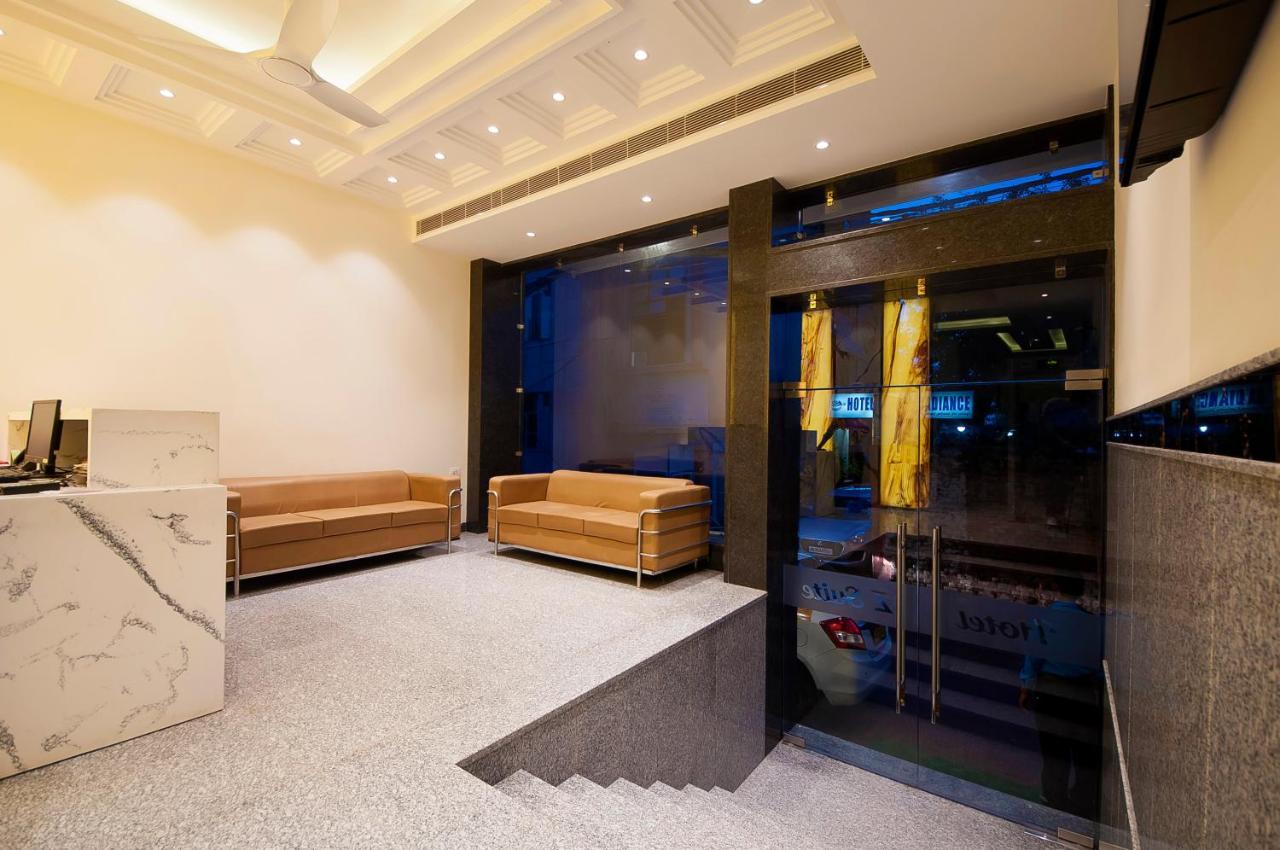Hotel Z Suite-Near Delhi Airport Yeni Delhi Dış mekan fotoğraf